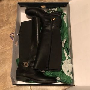 Tommy Hilfiger tall leather fall boots!